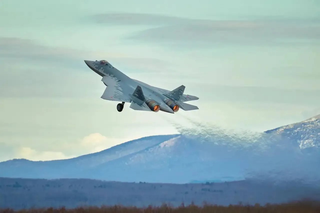 Индия отказалась от рассмотрения Су-57 в качестве варианта пополнения парка ВВС истребителями пятого поколения