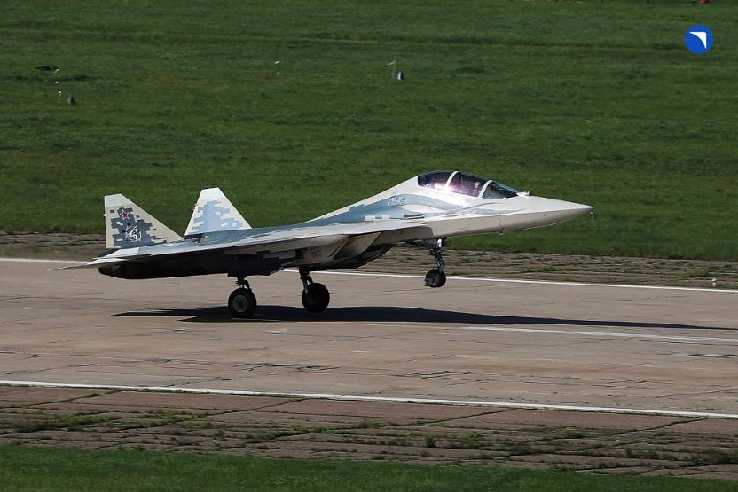 Шеф-пилот Сергей Богдан: Двухместный Су-57Д расширит возможности авиаподразделений 